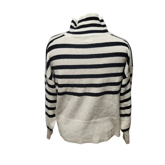 NWT A New Day Black and white top, size xl - Picture 2 of 7